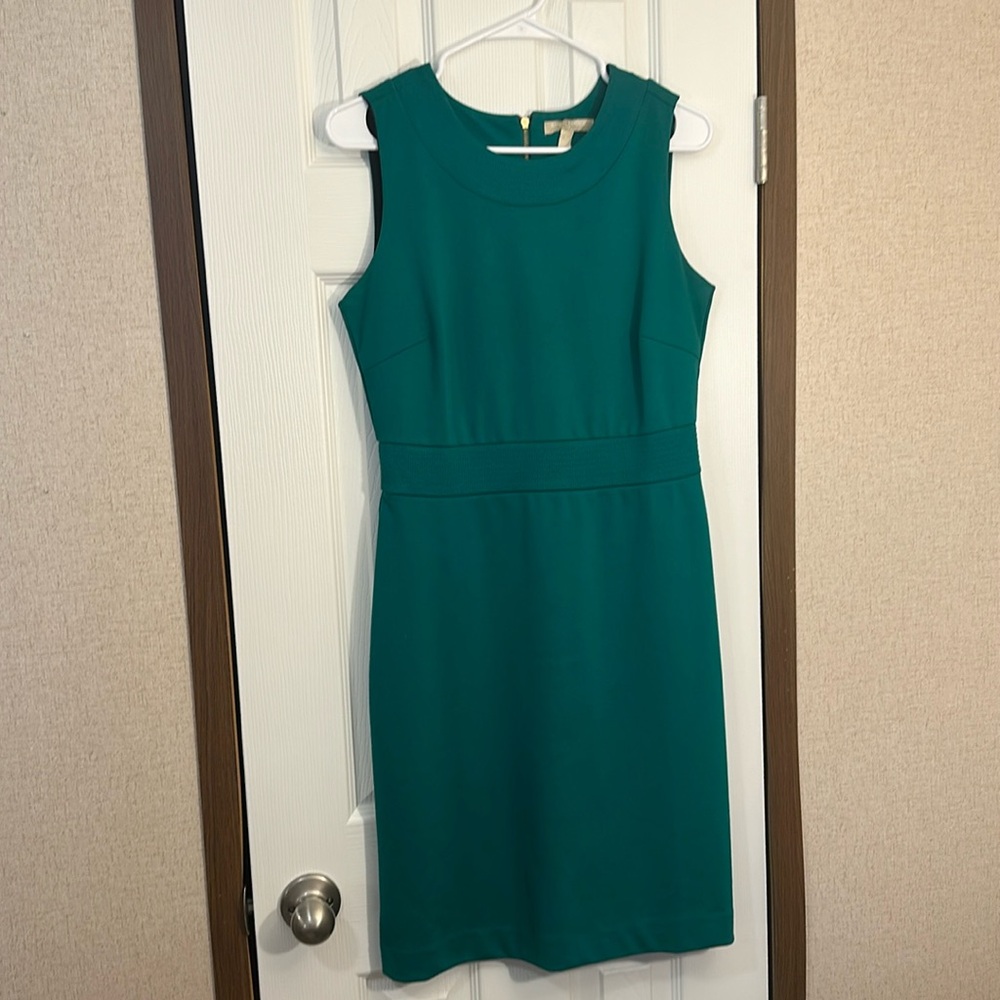 Banana Republic sleeveless green dress.  Size 6